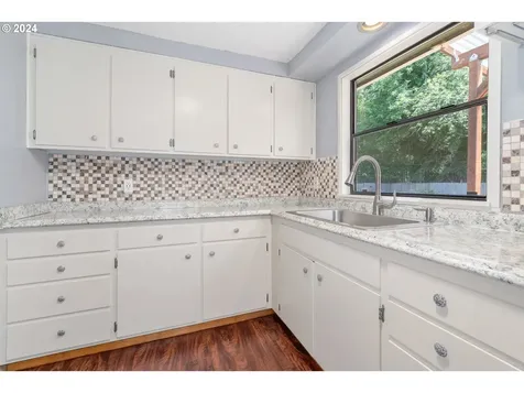 1331 Acorn Park Street Eugene OR 97402