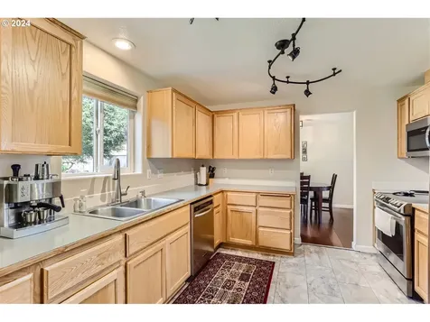 51695 Se 4th Street Scappoose OR 97056