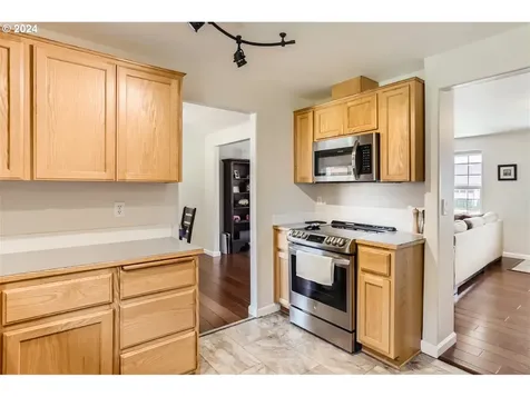 51695 Se 4th Street Scappoose OR 97056