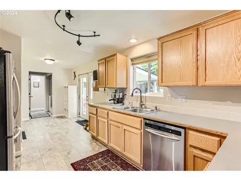 51695 Se 4th Street Scappoose OR 97056