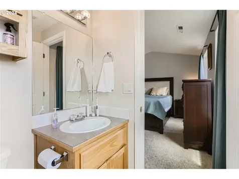 51695 Se 4th Street Scappoose OR 97056