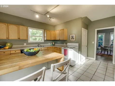 5407 N Princeton Street Portland OR 97203