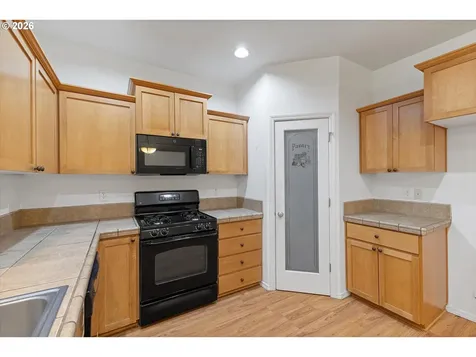1188 SE Moonlight Avenue Hillsboro OR 97123