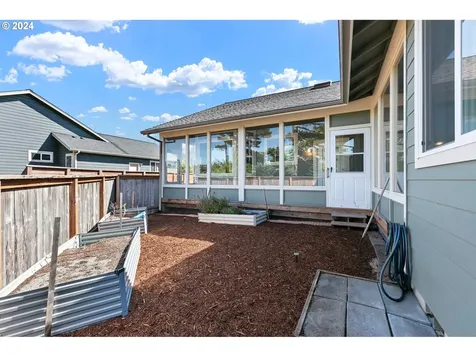 87936 Lake Point Drive Florence OR 97439