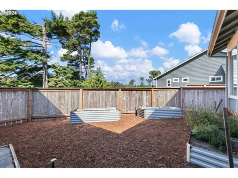 87936 Lake Point Drive Florence OR 97439