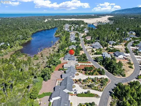 87936 Lake Point Drive Florence OR 97439