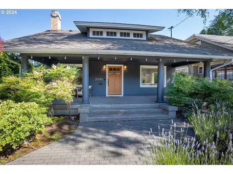 3245 E Burnside Street Portland OR 97214