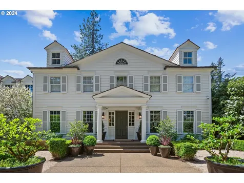 1128 S Military Road Portland OR 97219
