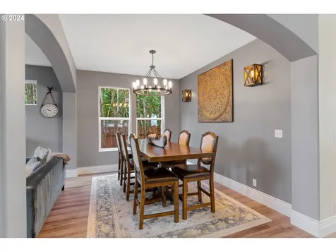 2513 NE 176th Avenue Vancouver WA 98684