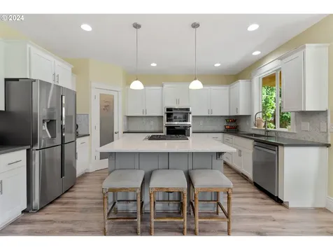 2513 NE 176th Avenue Vancouver WA 98684
