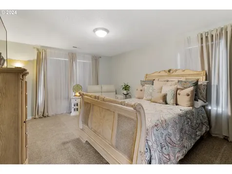 2513 NE 176th Avenue Vancouver WA 98684