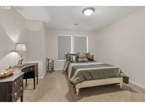 2513 NE 176th Avenue Vancouver WA 98684