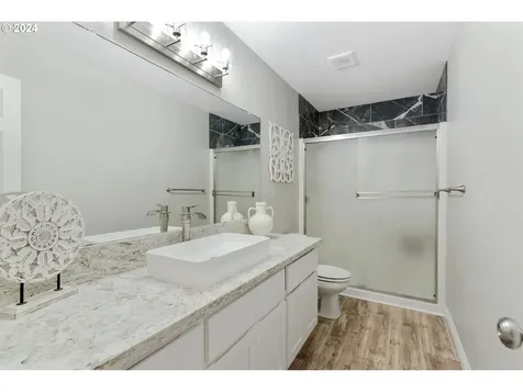2513 NE 176th Avenue Vancouver WA 98684