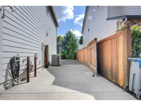 2513 NE 176th Avenue Vancouver WA 98684