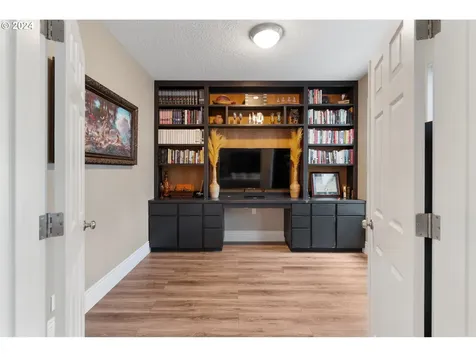 2513 NE 176th Avenue Vancouver WA 98684