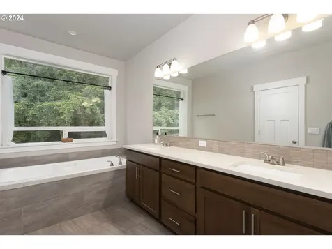 1560 Ne Cascadia Ridge Drive Estacada OR 97023
