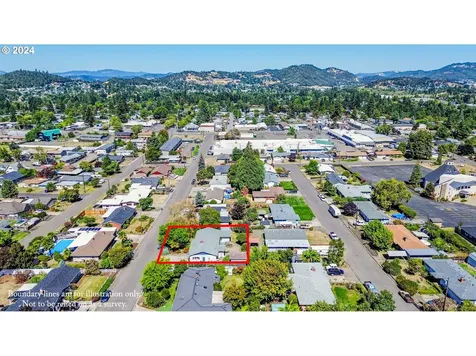 839 W Luellen Drive Roseburg OR 97471