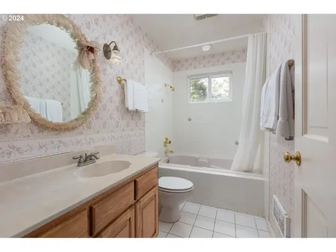 14075 Nw Alika Drive Seal Rock OR 97376