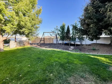 565 W Division Avenue Hermiston OR 97838