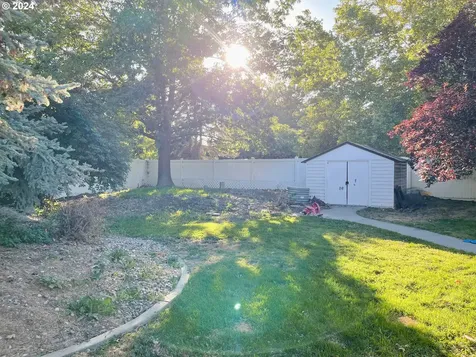 565 W Division Avenue Hermiston OR 97838