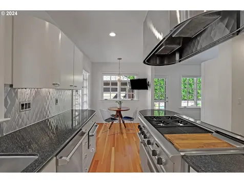 7418 Se 27th Avenue Portland OR 97202