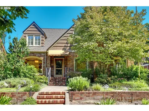 7418 Se 27th Avenue Portland OR 97202