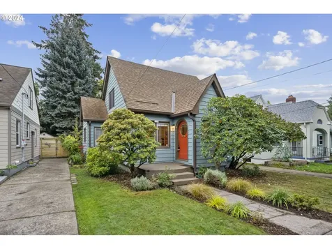 3706 SE Franklin Street Portland OR 97202