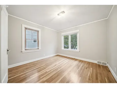 3706 SE Franklin Street Portland OR 97202
