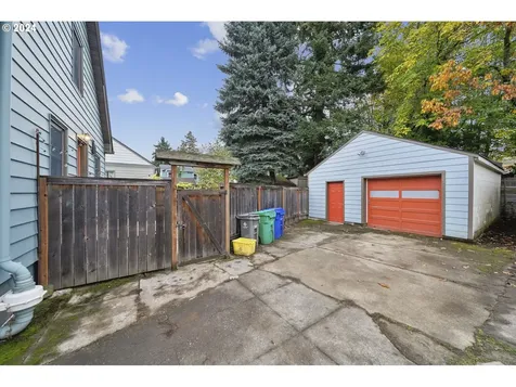 3706 SE Franklin Street Portland OR 97202