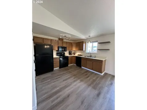 3289 Douglas Drive Springfield OR 97478