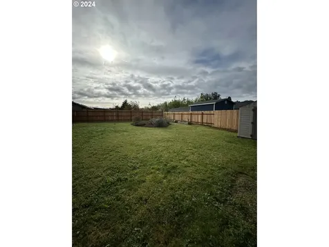 3289 Douglas Drive Springfield OR 97478