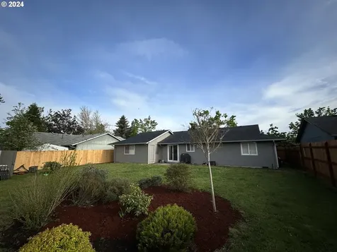 3289 Douglas Drive Springfield OR 97478