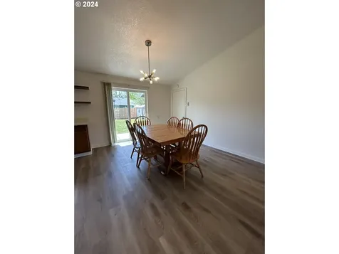 3289 Douglas Drive Springfield OR 97478
