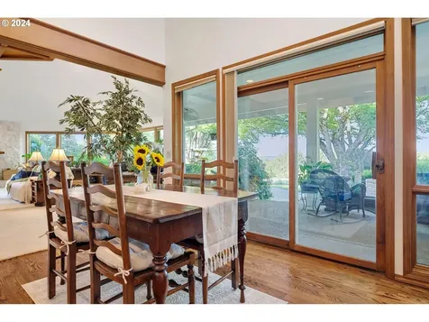 21797 SW Oak Hill Lane Tualatin OR 97062