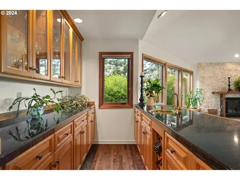 21797 SW Oak Hill Lane Tualatin OR 97062