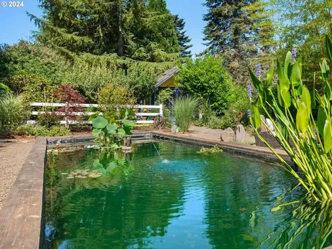 21797 SW Oak Hill Lane Tualatin OR 97062