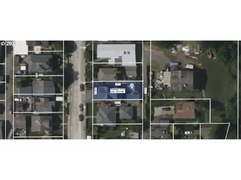 2563 Sheridan Avenue North Bend OR 97459