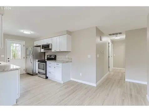 18246 SW Ewen Drive Beaverton OR 97003