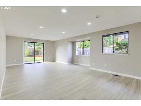 18246 SW Ewen Drive Beaverton OR 97003