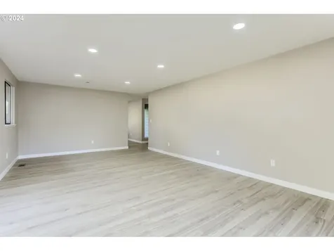 18246 SW Ewen Drive Beaverton OR 97003