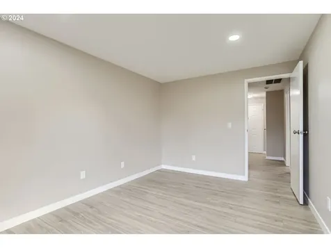 18246 SW Ewen Drive Beaverton OR 97003
