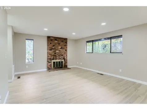 18246 SW Ewen Drive Beaverton OR 97003