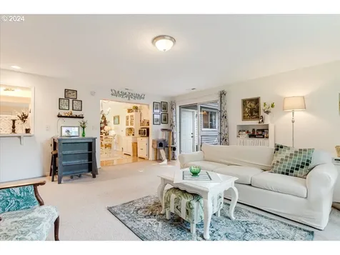 406 E Cambridge Drive Newberg OR 97132