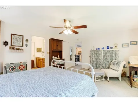 406 E Cambridge Drive Newberg OR 97132