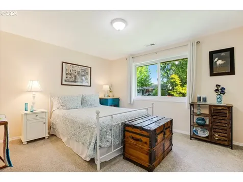 406 E Cambridge Drive Newberg OR 97132