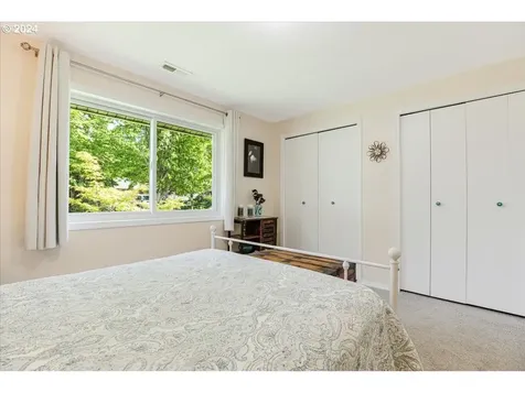 406 E Cambridge Drive Newberg OR 97132