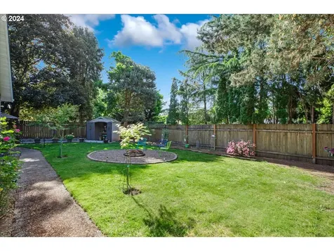 406 E Cambridge Drive Newberg OR 97132