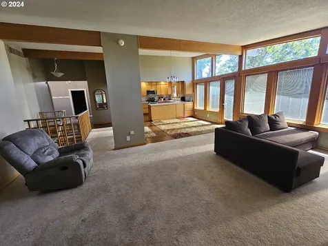 55 Adams Loop Road Goldendale WA 98620