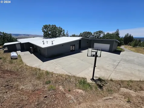 55 Adams Loop Road Goldendale WA 98620