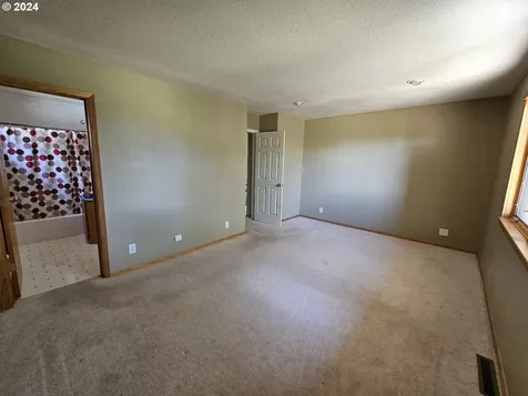 55 Adams Loop Road Goldendale WA 98620